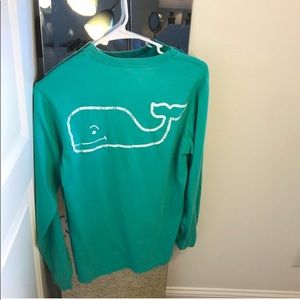 Vineyard vines logo long sleeve